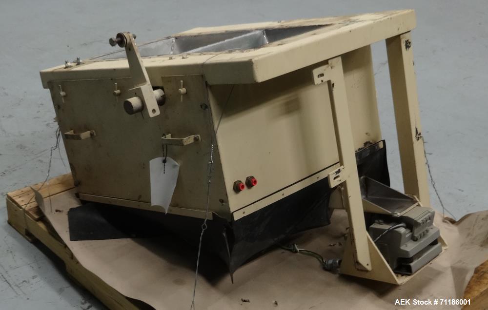 Used Inglett Model 1950 Open Mouth Bag Hanger