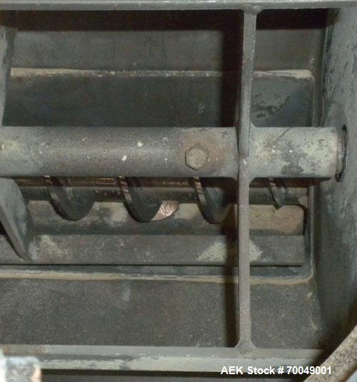 Used Robey Packaging Equipment Auger Bag Filler, Model SA 25.Designed as an auger valve bag packerwith a right angle discharge down spoutand bag clamps for open mouth bag filling.Foot pedal swithced ...