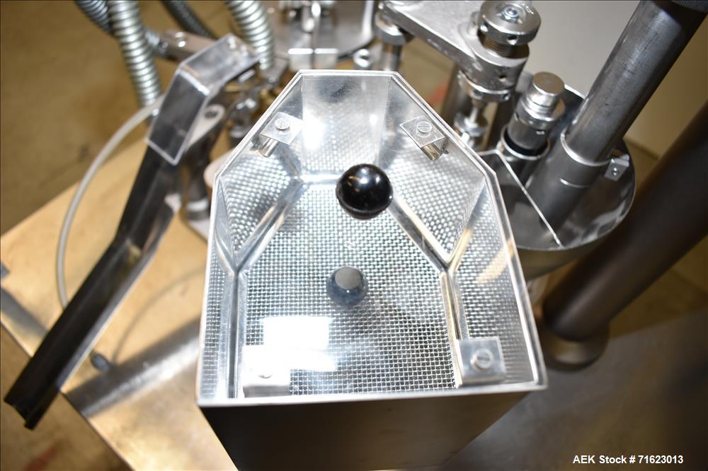 Used IMA Zanasi Model AZ 5 Encapsulator.