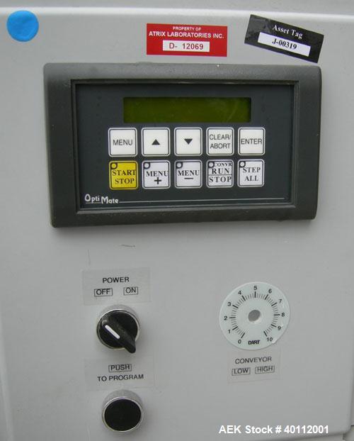 Used Accutek Auto Pinch 25 Automatic 6 Head Timed Flow Volumetric Filling Machine. Capable of speeds up to 60 BPM. Has pneumatic cylinder pin indexing, heavy duty design, 10' long 4-1/2"wide delrin T...