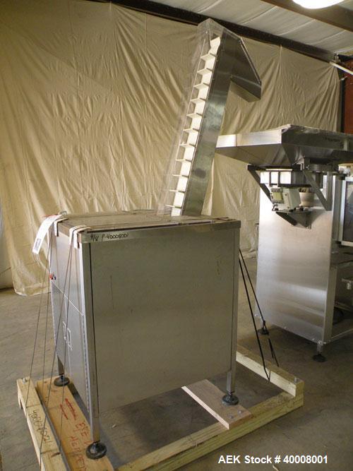 Used Comas Monoblock Line for Fill/Plug/Cap consisting of: (1) Comas Model RS6 Monoblock Filler, Tipper and screw Capper with Integrated Palace Model P2V5 Bulk bottle unscrambler. Has two head perist...