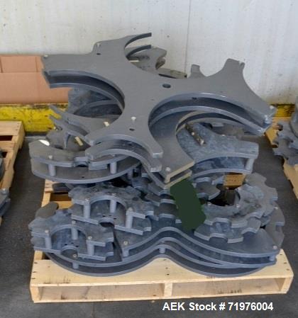 Used Federal All Stainless Steel 18 Valve HEPA Enclosed Bottle Filler.