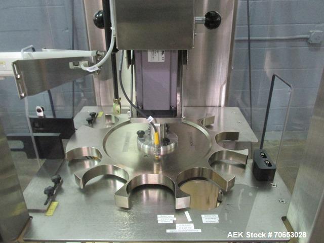 Used Groninger vial filling, Stoppering and crimp capping monoblock with checkw