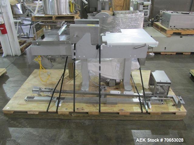 Used Groninger vial filling, Stoppering and crimp capping monoblock with checkw