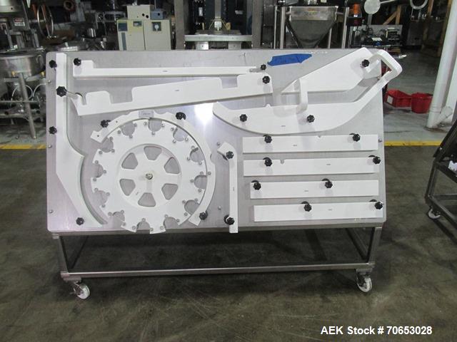 Used Groninger vial filling, Stoppering and crimp capping monoblock with checkw