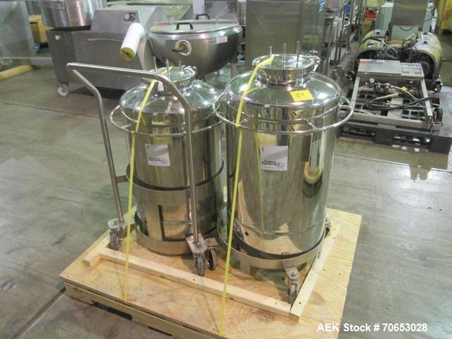 Used Groninger vial filling, Stoppering and crimp capping monoblock with checkw