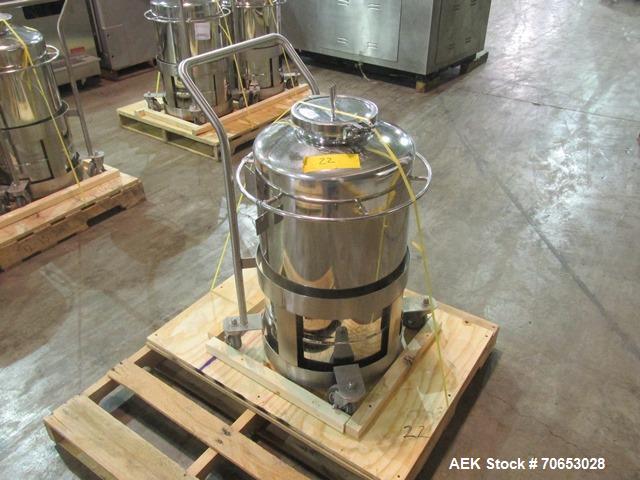 Used Groninger vial filling, Stoppering and crimp capping monoblock with checkw