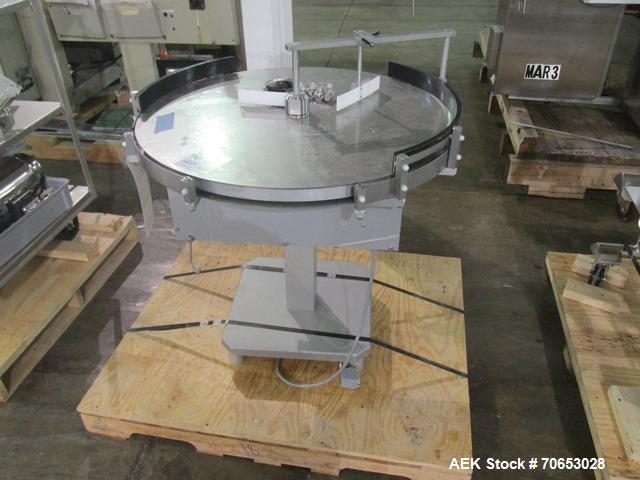 Used Groninger vial filling, Stoppering and crimp capping monoblock with checkw