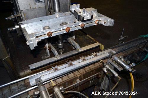 Used Filamatic DAB-16-4 Inline Piston Filler capable of speeds from 3 to 40 containers per minute. Fill size range: 3cc to 520cc (with changeparts). Will hold up to 4 x 520cc pistons (not included). ...