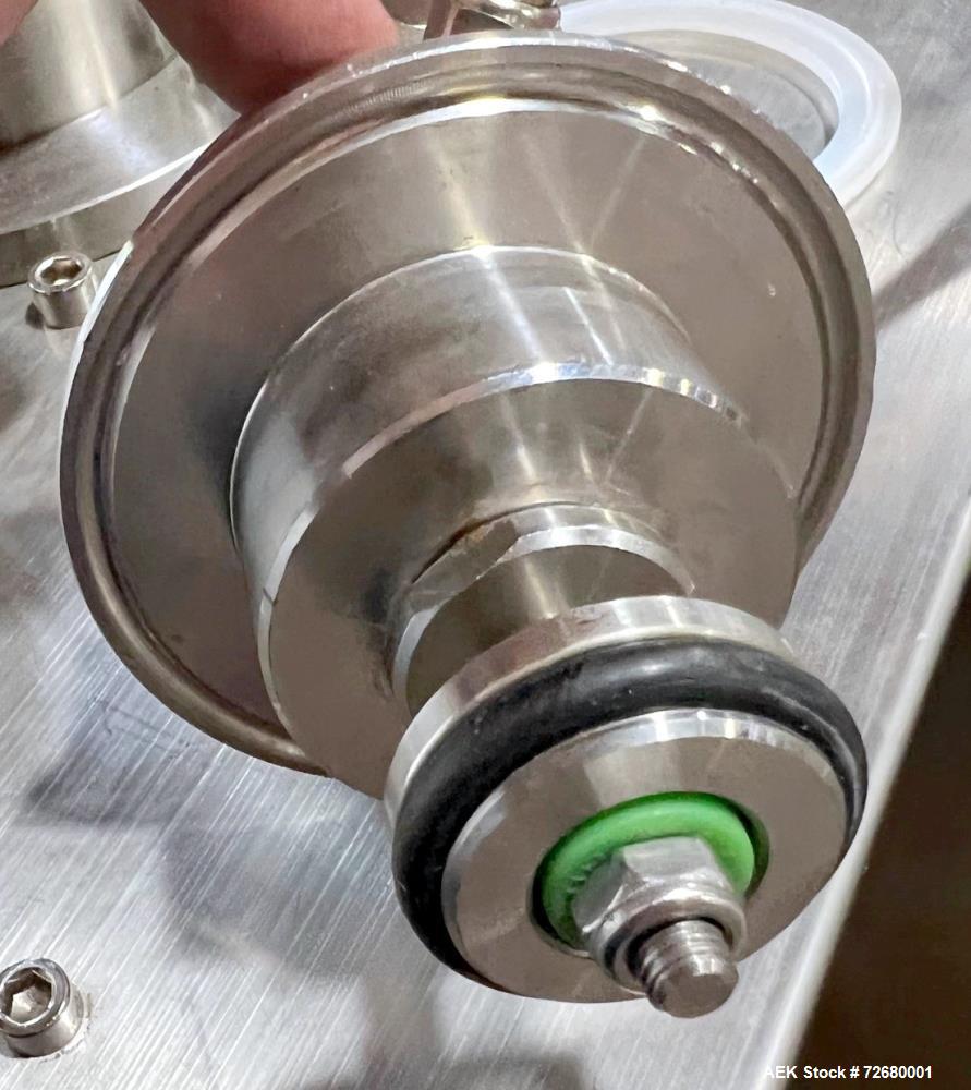 Unused - Yangzhou Yuxiang GZJ Vertical Volumetric Filler, 20-40 BPM