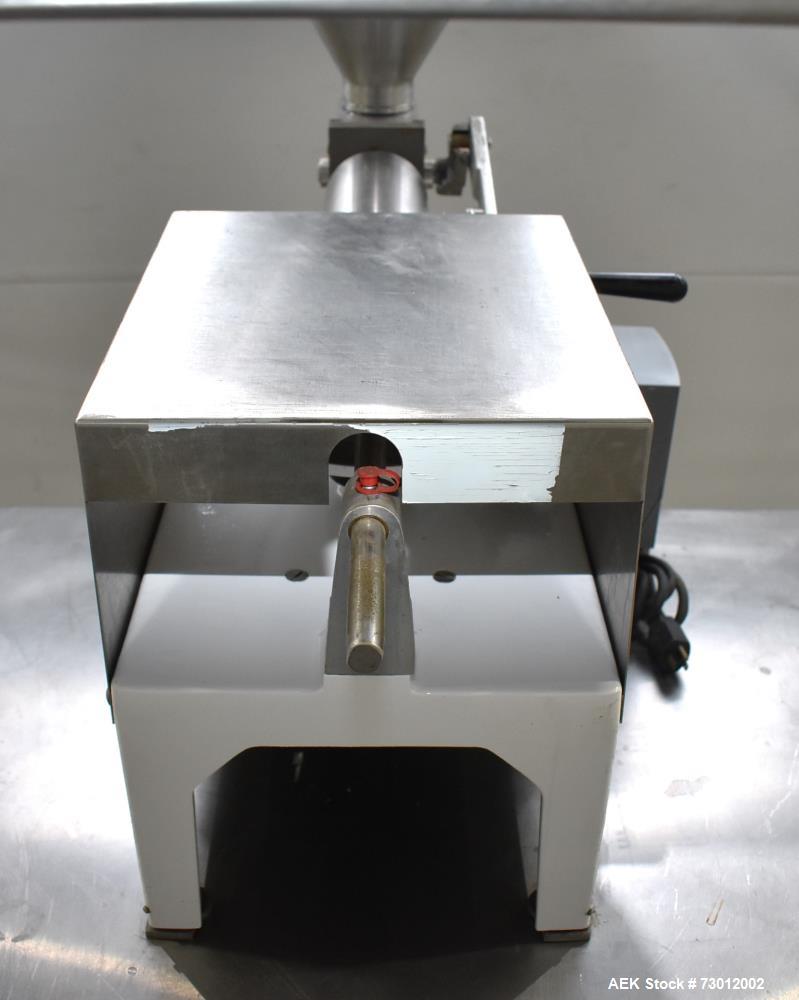 Simplex Model AS-1 Semi-Automatic Table Top Liquid Filler