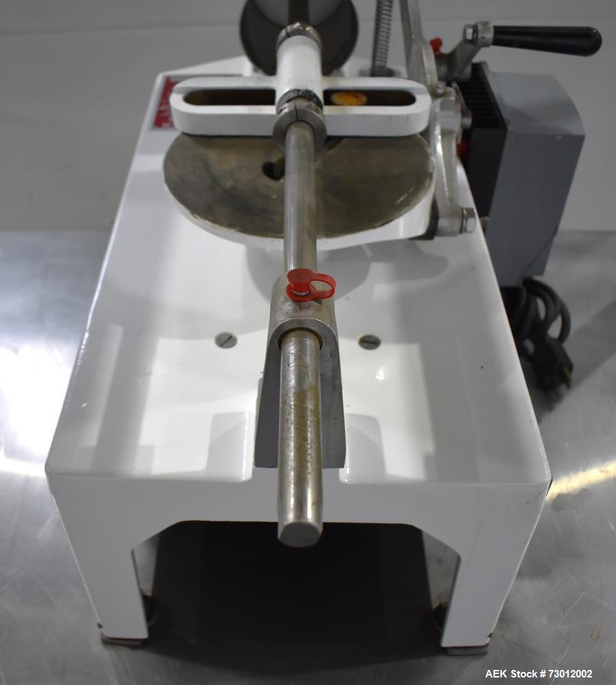 Simplex Model AS-1 Semi-Automatic Table Top Liquid Filler
