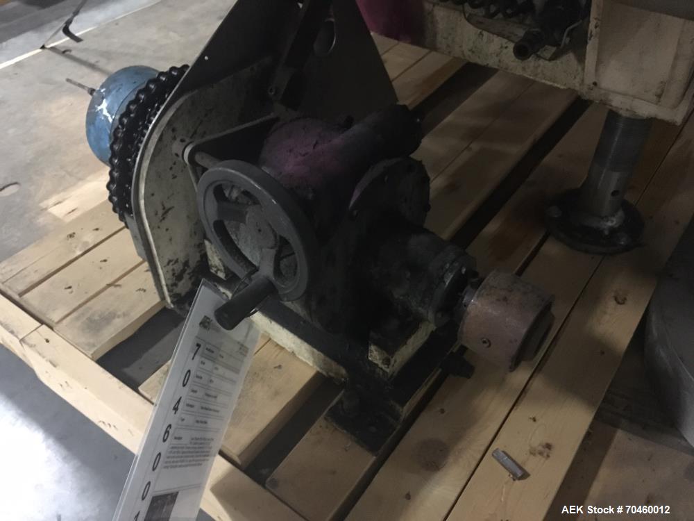 Used Consolidated RPG-14 Rotary Gallon Piston Filler
