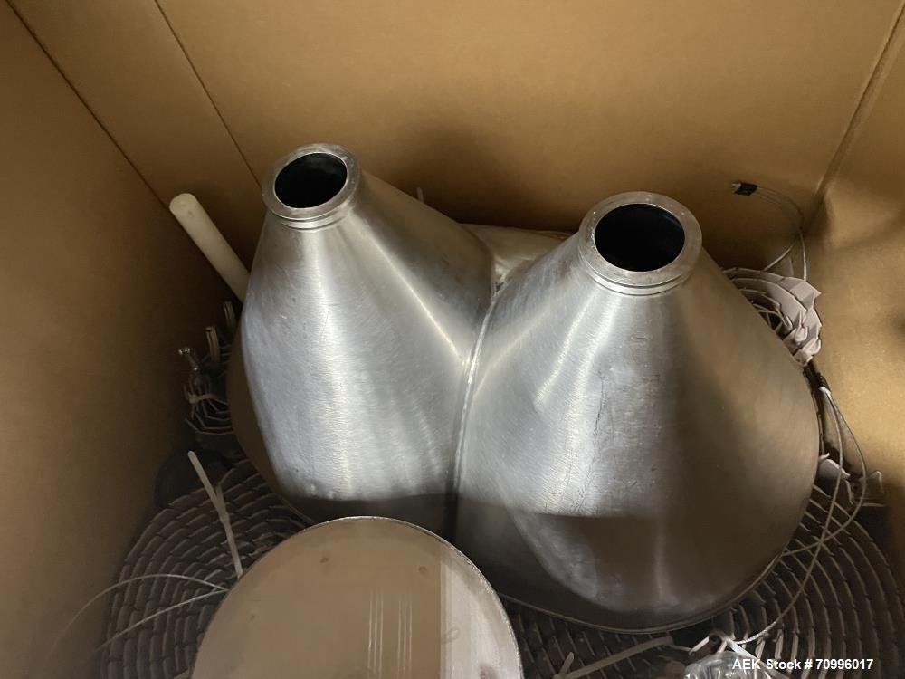 Used All-Fill Model R-242 Rotary Auger Filler with 24 Pockets and Dual Head Auger Filler. Has worm screw to starwheel container indexing. Container vibrator for product settling, agitated hopper. Las...