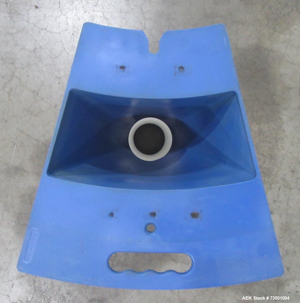 Unused Speed Dee Model 3700S Servo Rotary Auger Filler with Integrated Wipotec (OCS) Checkweigher. Has Twin Auger filler with 36" Diameter base unit. Dyco bottle throttle for transitioning bottles of...