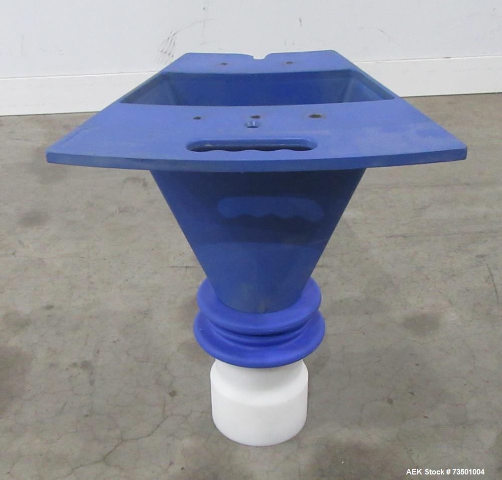 Unused Speed Dee Model 3700S Servo Rotary Auger Filler with Integrated Wipotec (OCS) Checkweigher. Has Twin Auger filler with 36" Diameter base unit. Dyco bottle throttle for transitioning bottles of...