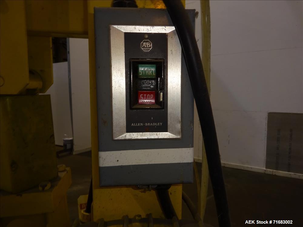 Used J&J Strongarm Manipulator Bag Lift.