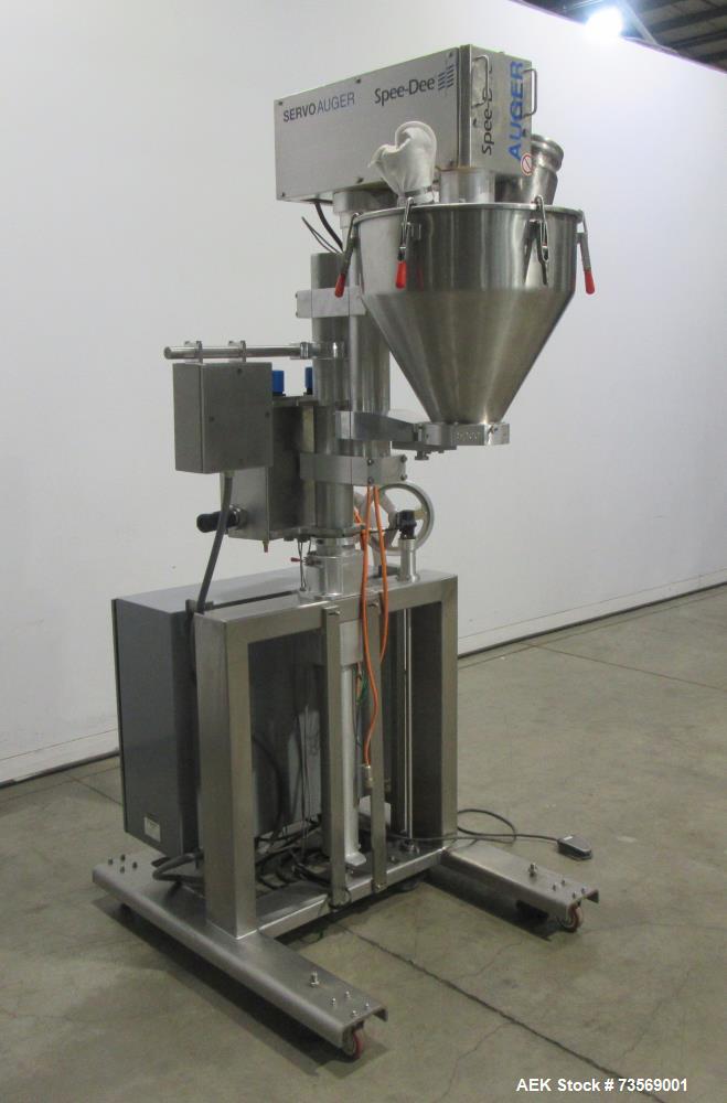 Used Spee-Dee Model 4600 S Semi Automatic Servo Auger Filler. Has stainless Steel agitated hopper. 3/60/240V. This includes a new servo motor from Spee-Dee.