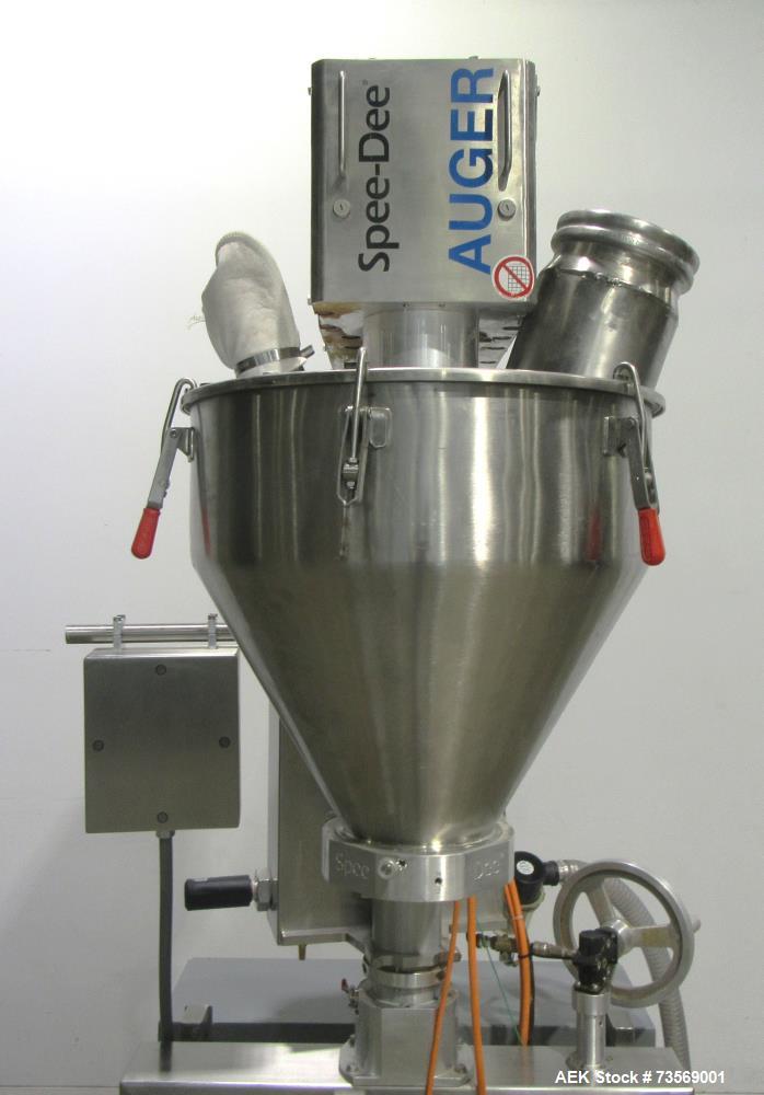 Used Spee-Dee Model 4600 S Semi Automatic Servo Auger Filler. Has stainless Steel agitated hopper. 3/60/240V. This includes a new servo motor from Spee-Dee.