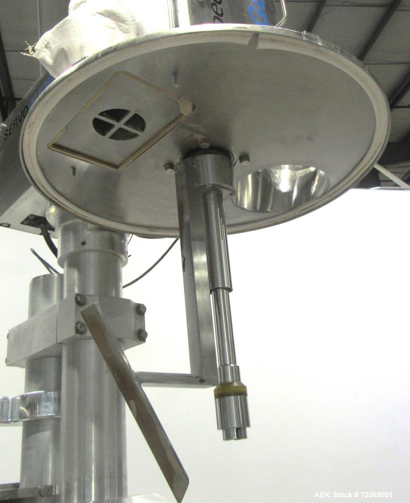 Used Spee-Dee Model 4600 S Semi Automatic Servo Auger Filler. Has stainless Steel agitated hopper. 3/60/240V. This includes a new servo motor from Spee-Dee.