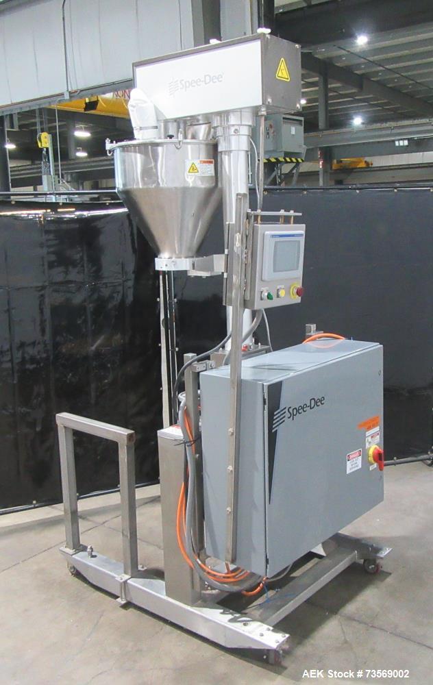Used Spee-Dee Model 4600 S Semi Automatic Servo Auger Filler. Has stainless Steel agitated hopper. 3/60/240V. This includes a new servo motor from Spee-Dee.