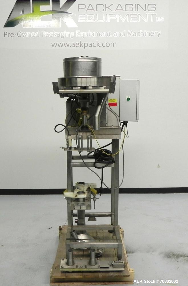 Used Spee Dee Model CH8ME-198 Volumetric Cup Filler. Has all stainless steel 1.5 cubic foot hopper. Cup size range:  diameter 1.0" to 6.0", length 0.62" - 25".  Fill volume range 0.5 - 700 cubic inch...