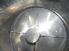 Used M&O Perry Model E1200 Vacuum Powder Filler. Capable of speeds up to 150 vial containers per minute. Container size range: (Diam) .75