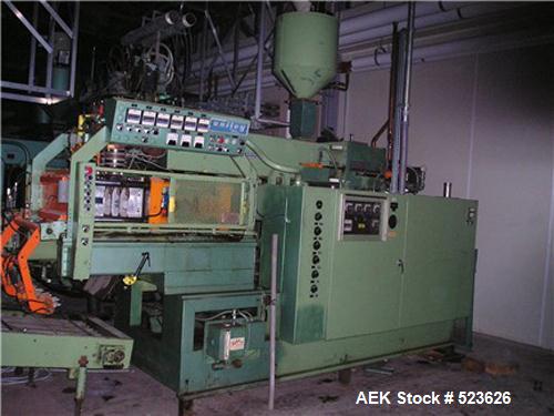 USED: FMC combination filler and seamer. Stainless steel unitmounted on a deluxe stainless steel common base. FMC seamer model659-HCM consists of six station, driven lifter, connected to an FMCfiller...