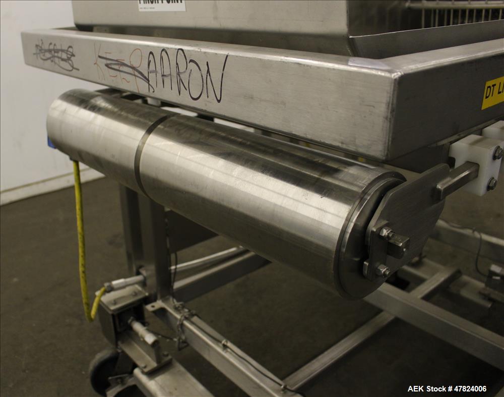Used Loos Machine & Automation Waterfall Type Applicator, 304 Stainless Steel.