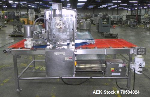 Used Quantum Model WTPA Waterfall Toppings Applicator