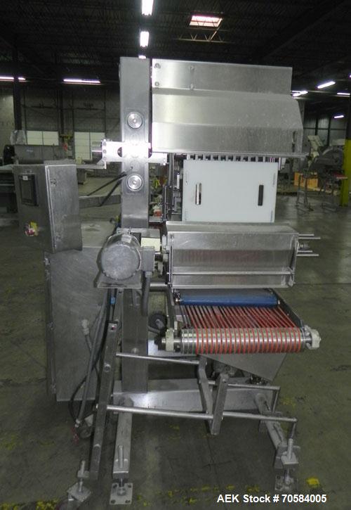 Used- Quantum Waterfall Toppings Applicator, Model WF3000-16