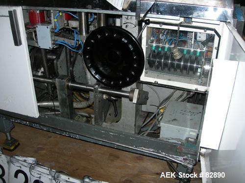 Used Arenco Model AM2000 Twin Piston Laminate Tube Filler. Currently equipped with high frequency sealer. Tubes are fed automatically through a dual tube magazine. Stations include tube cleaning, tub...