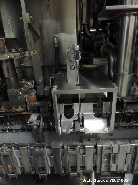 Used Elopak Fully Automatic Forming, Sealing and Filling Machine, type Pure Pak