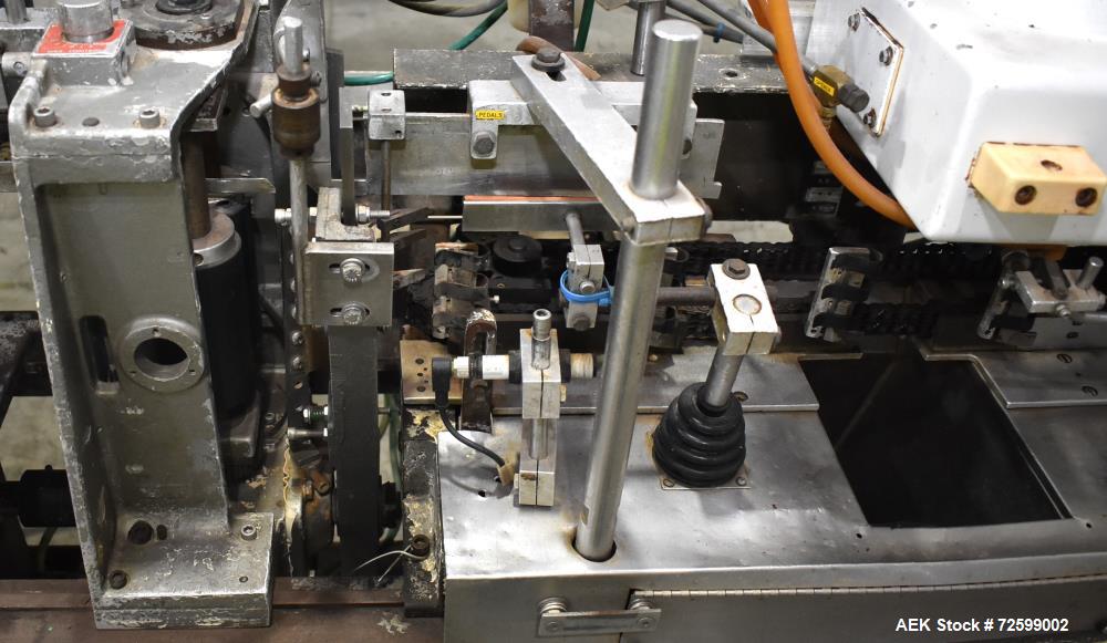 Used- Bartelt IM6 Horizontal Form Fill Seal Machine. Capable of speeds up to 120 ppm. Pouch size range: 2" - 4.75" wide x 2"...