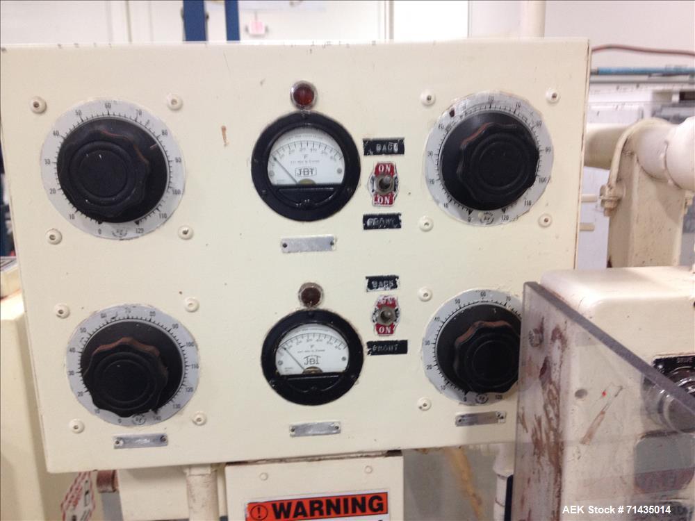 Used Bartelt Model IM Packager Horizontal Form Fill and Seal Pouch/Bag Machine. Machine is capable of speeds up to 100 pouches (or bags) per minute.  Has a pouch size range: Length 2" - 4-3/4", Heigh...