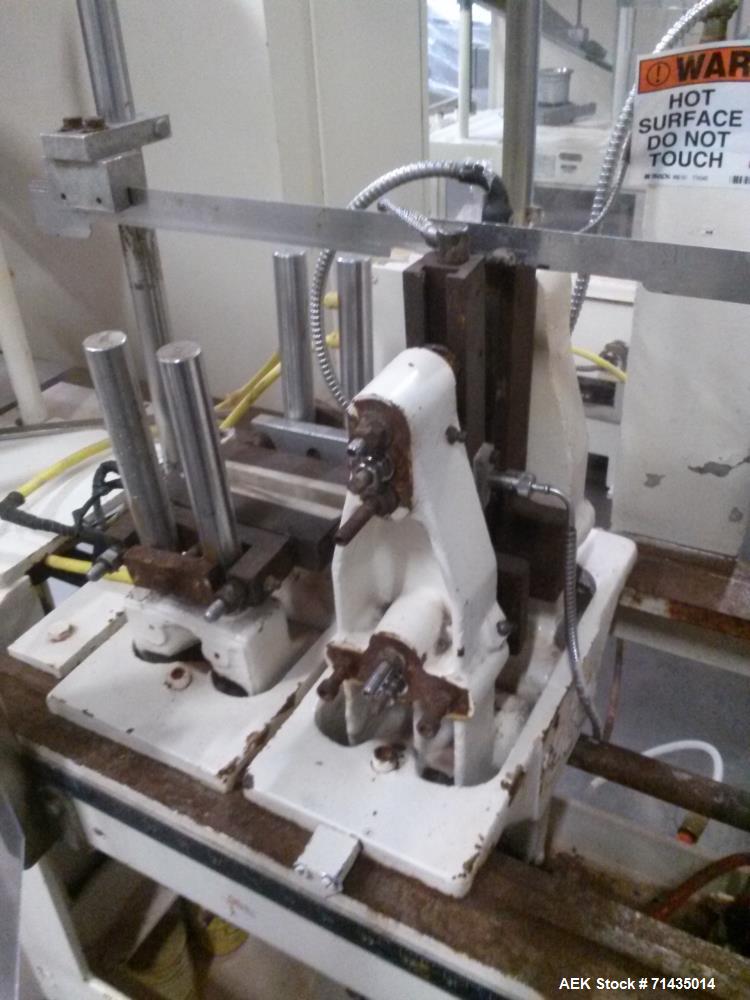 Used Bartelt Model IM Packager Horizontal Form Fill and Seal Pouch/Bag Machine. Machine is capable of speeds up to 100 pouches (or bags) per minute.  Has a pouch size range: Length 2" - 4-3/4", Heigh...