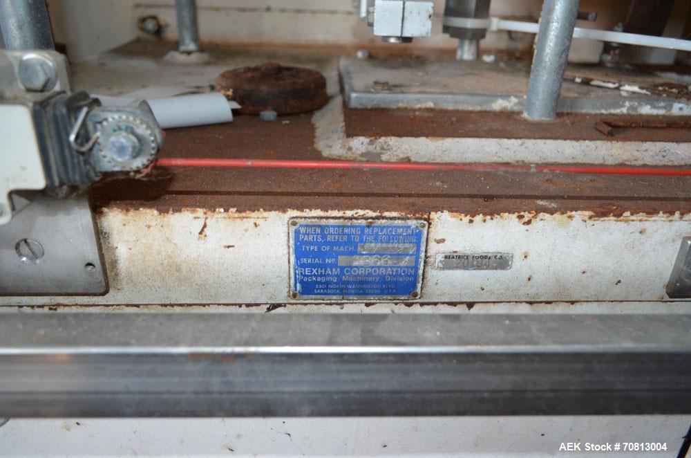 Used Klockner Bartelt IM9-14 Horizontal Form Fill & Seal Pouch Machine. Capable of speeds of up to 70 CPM. Has a 9" centers for a pouch size range: (Length) 3" - 7-3/4" (Height) 3" - 9-1/2. Has singl...