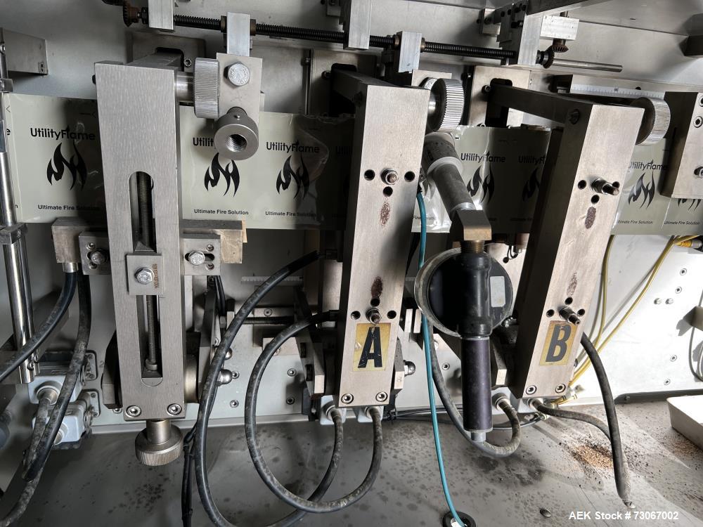 Used Bossar Form & Fill Horizontal Pouch Filler, Model B-1400/PH/D. Capable of speeds up to 110. Size range 50mm to 140mm wide x 50mm to 210mm height. Maximum fill volume 400cc. Setup for 4 sided sea...