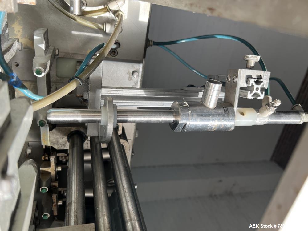 Used Bossar Form & Fill Horizontal Pouch Filler, Model B-1400/PH/D. Capable of speeds up to 110. Size range 50mm to 140mm wide x 50mm to 210mm height. Maximum fill volume 400cc. Setup for 4 sided sea...