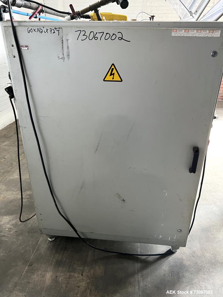 Used Bossar Form & Fill Horizontal Pouch Filler, Model B-1400/PH/D. Capable of speeds up to 110. Size range 50mm to 140mm wide x 50mm to 210mm height. Maximum fill volume 400cc. Setup for 4 sided sea...