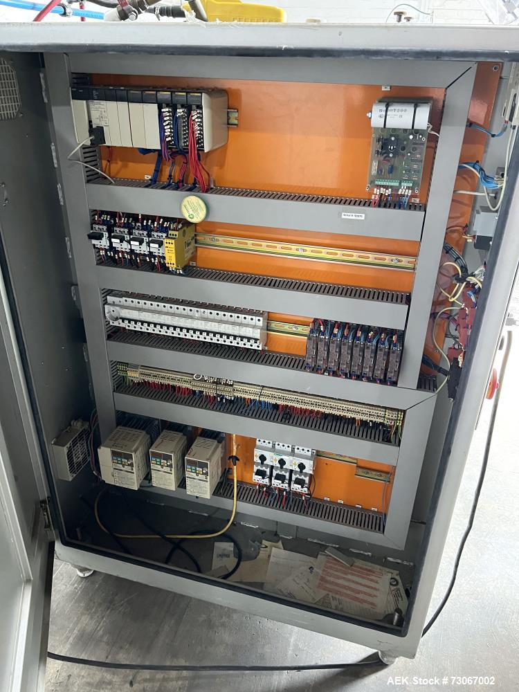 Used Bossar Form & Fill Horizontal Pouch Filler, Model B-1400/PH/D. Capable of speeds up to 110. Size range 50mm to 140mm wide x 50mm to 210mm height. Maximum fill volume 400cc. Setup for 4 sided sea...