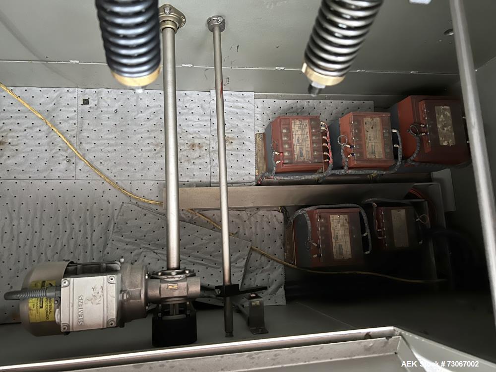 Used Bossar Form & Fill Horizontal Pouch Filler, Model B-1400/PH/D. Capable of speeds up to 110. Size range 50mm to 140mm wide x 50mm to 210mm height. Maximum fill volume 400cc. Setup for 4 sided sea...