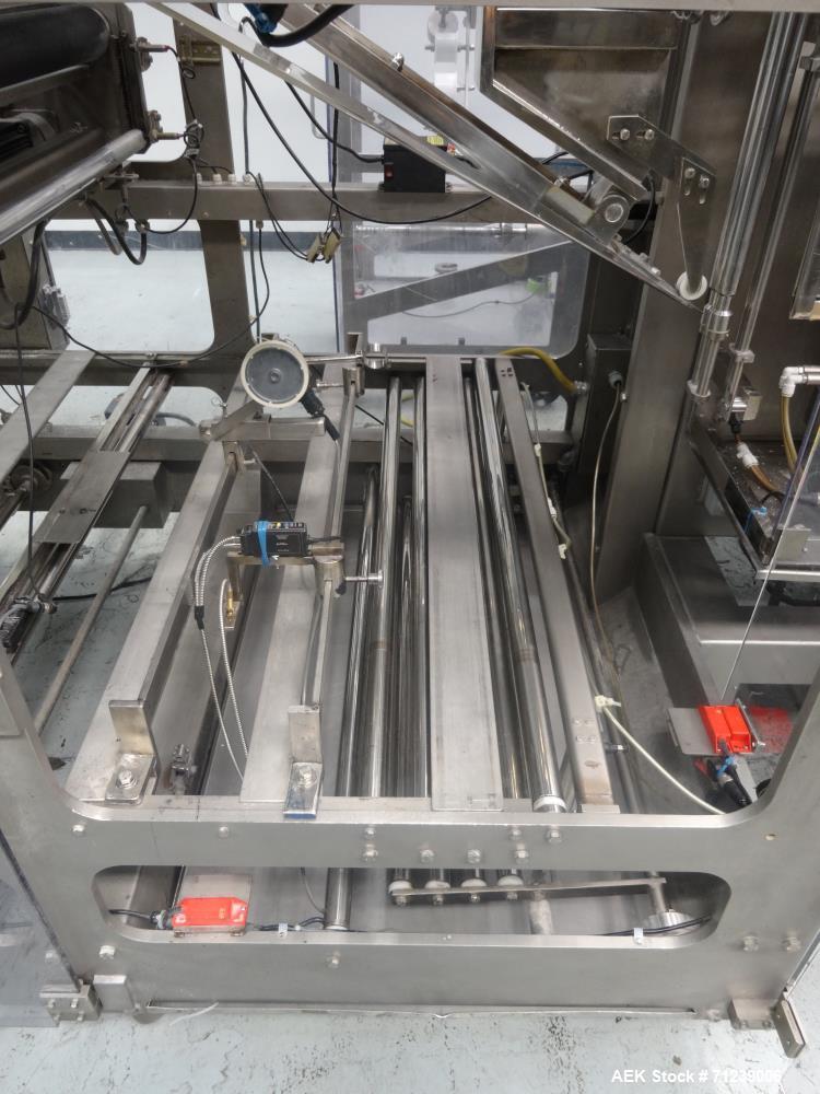 Used Bossar Model B-3700/DXL-ZC Horizontal Form, Fill and Seal Machine