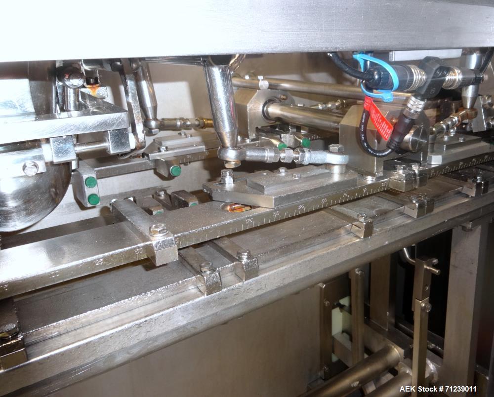 Used Bossar Model B-3700/DXL-ZC Horizontal Form, Fill and Seal Machine