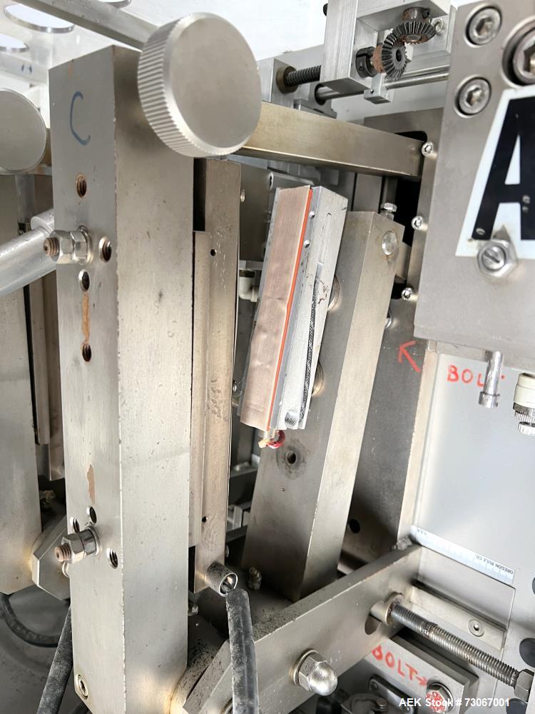 Used Bossar Form & Fill Horizontal Pouch Filler, Model B 1400 D. Capable of speeds up to 110. Size range 50mm to 140mm wide x 50mm to 210mm height. Maximum fill volume 400cc. Setup for 4 sided seal p...