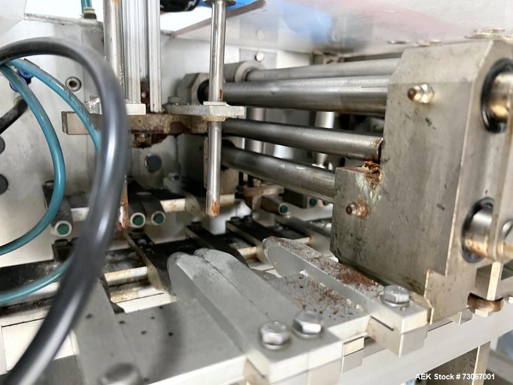 Used Bossar Form & Fill Horizontal Pouch Filler, Model B 1400 D. Capable of speeds up to 110. Size range 50mm to 140mm wide x 50mm to 210mm height. Maximum fill volume 400cc. Setup for 4 sided seal p...