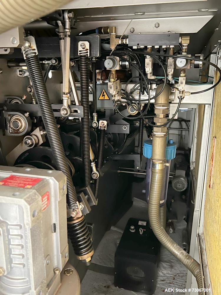 Used Bossar Form & Fill Horizontal Pouch Filler, Model B 1400 D. Capable of speeds up to 110. Size range 50mm to 140mm wide x 50mm to 210mm height. Maximum fill volume 400cc. Setup for 4 sided seal p...