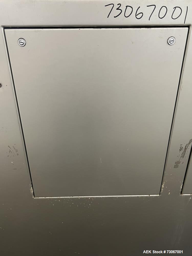 Used Bossar Form & Fill Horizontal Pouch Filler, Model B 1400 D. Capable of speeds up to 110. Size range 50mm to 140mm wide x 50mm to 210mm height. Maximum fill volume 400cc. Setup for 4 sided seal p...