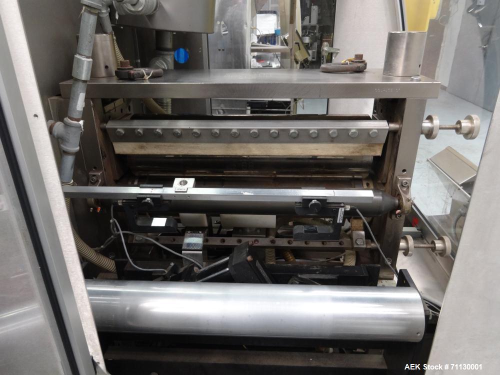 Used Jones Pouch King Large Center Horizontal Form FIll  Seal Machine