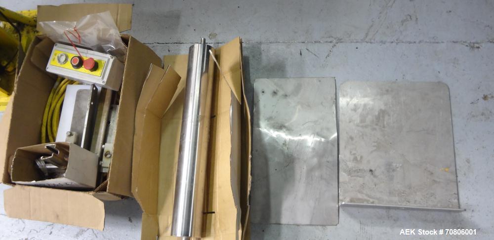 Used RapidPak Model RP-30 Horizontal Form Fill & Seal Thermoformer. Capable of up to 25 cycles per minute, up to 7"(178mm) depth of draw, up to 30"(762mm) index, maximum lift opening 7.5"(190.5mm), m...